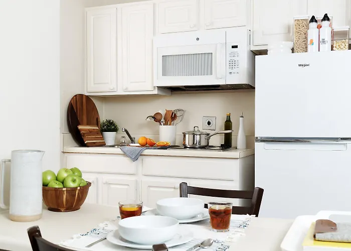 Intown Suites Extended Stay Houston Tx - Iah Airport